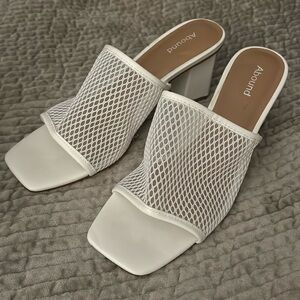 Abound “Tula” sandals.